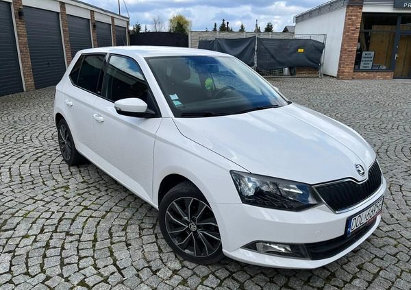 Skoda Fabia cena 28700 przebieg: 135000, rok produkcji 2015 z Syców małe 79